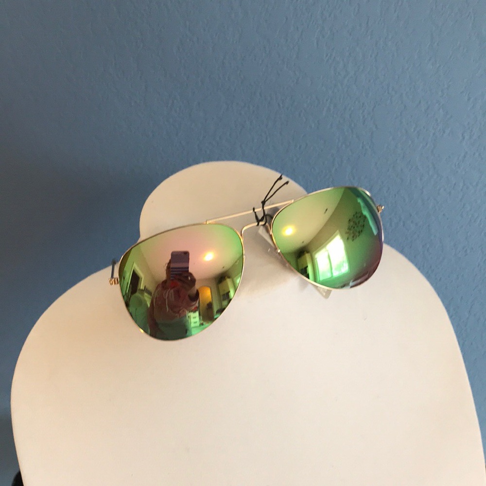 🆕 Aviator Sunglasses - Green Multi